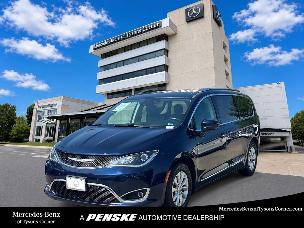 2019 Chrysler Pacifica Touring L -
                  Vienna, VA