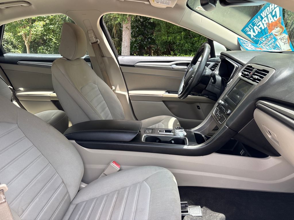 Certified Used 2020 White Ford SE image 28