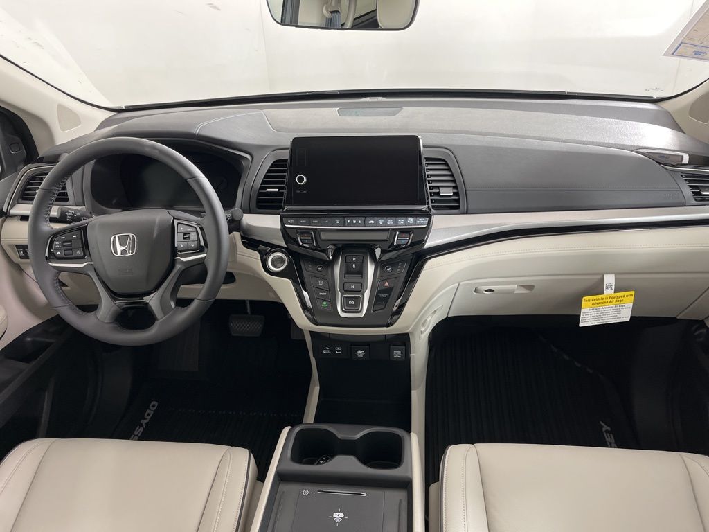 2025 Honda Odyssey Touring 23