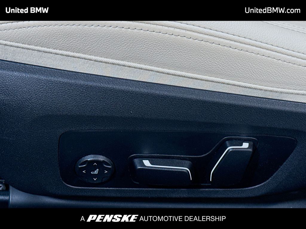 Thumbnail: 2025 BMW 4 Series - 4