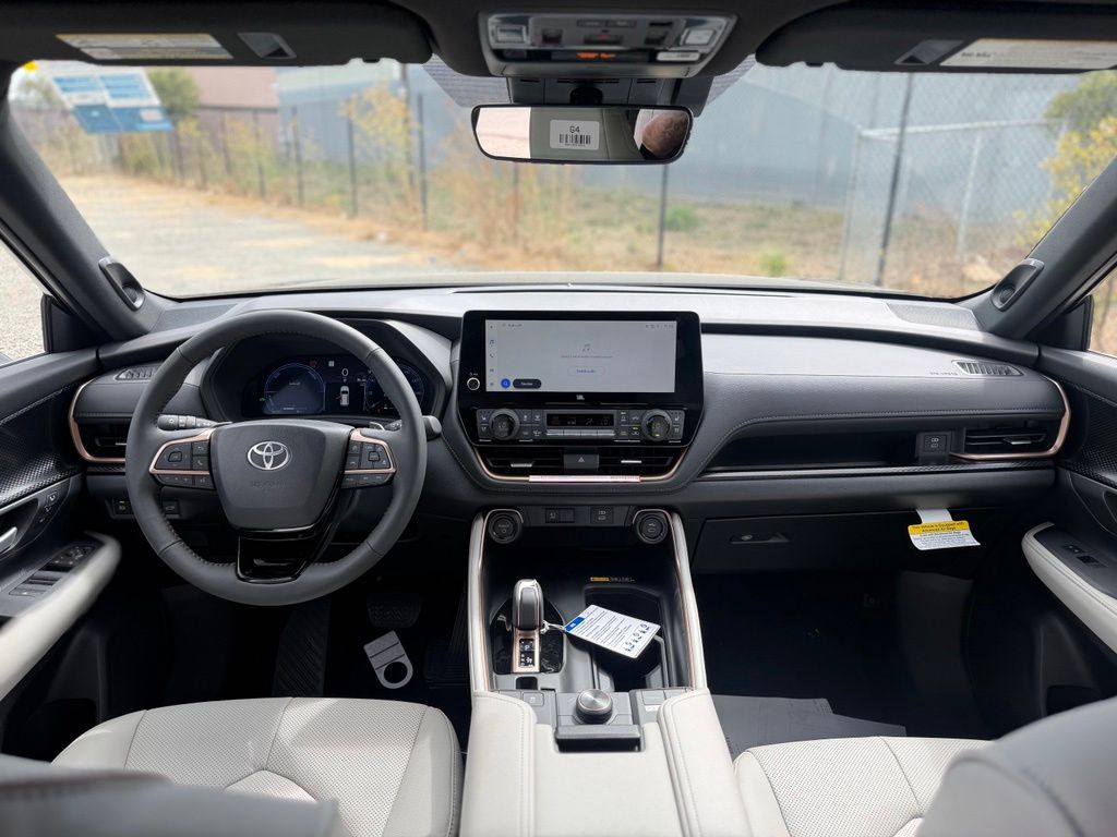 New 2026 Toyota Grand Highlander Hybrid SUV