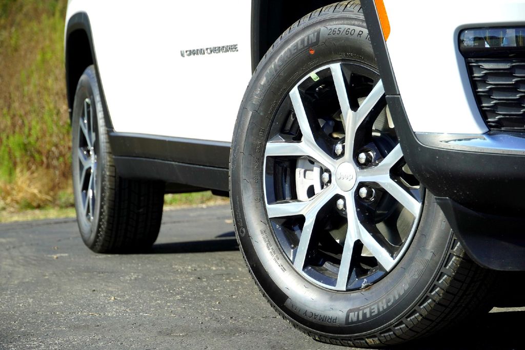 New Car 2025 Jeep Grand Cherokee L  Limited For Sale Under $50,000 In Taylor, Texas