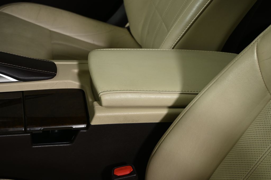 Thumbnail: 2017 Lexus ES - 26