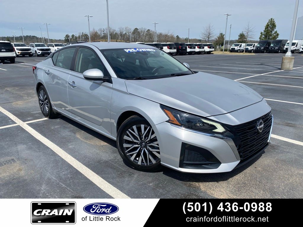 2023 Nissan Altima 2.5 SV FWD