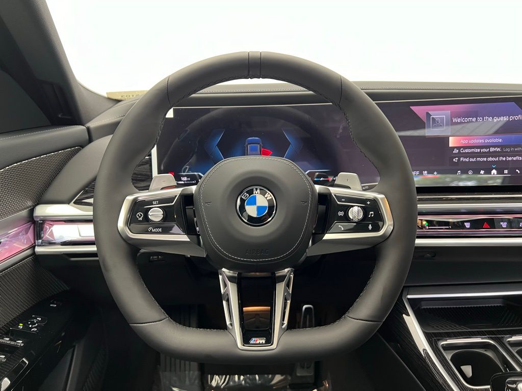 Thumbnail: 2026 BMW 7 Series - 17