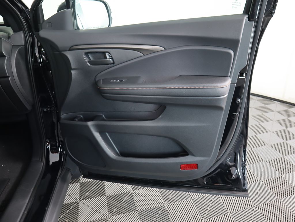 Thumbnail: 2026 Honda Ridgeline - 26