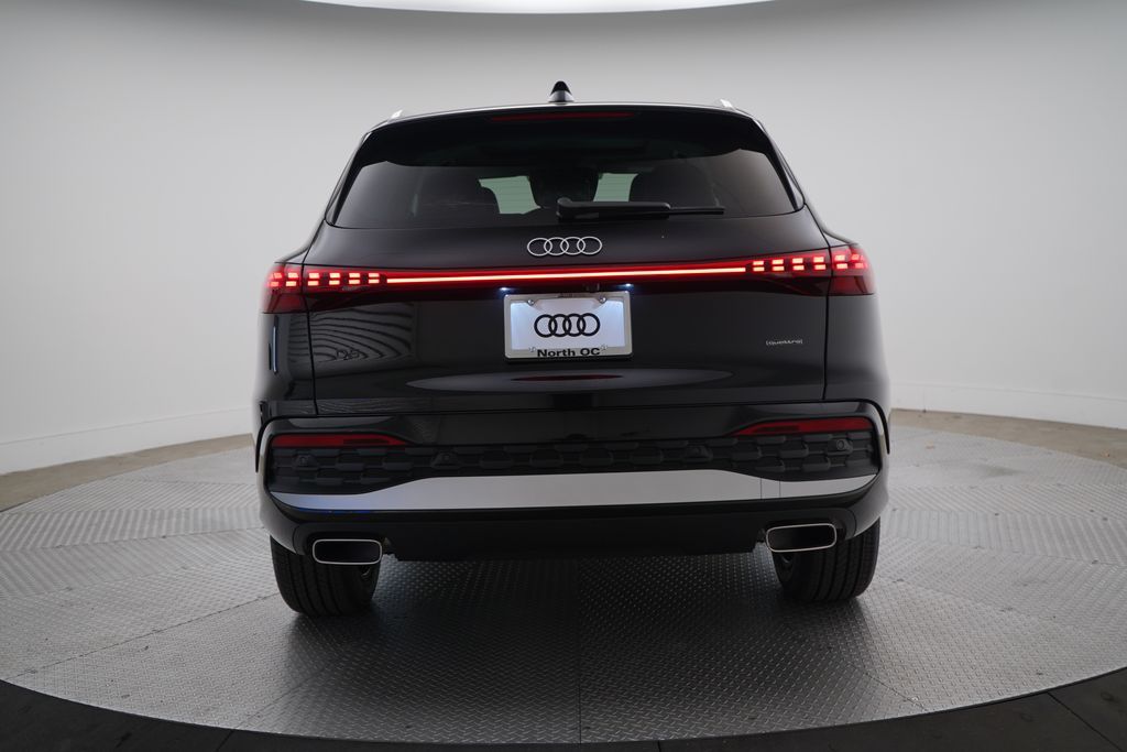 Thumbnail: 2026 Audi Q5 - 4