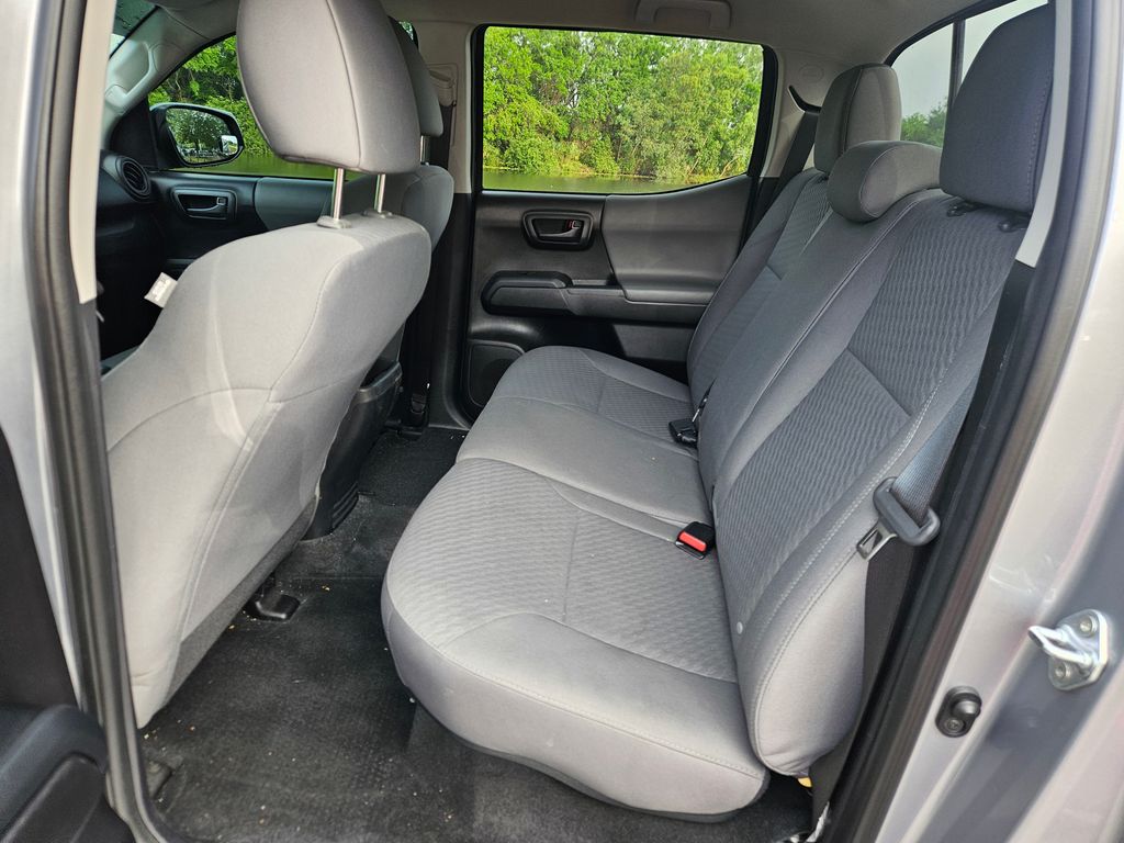 2021 Toyota Tacoma SR 12