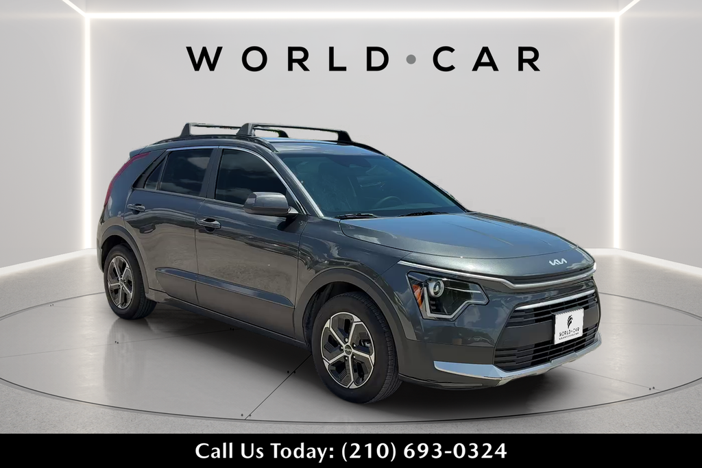 2025 Kia Niro LX FWD