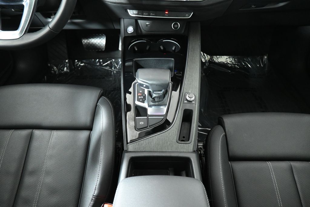 Thumbnail: 2025 Audi A5 - 24