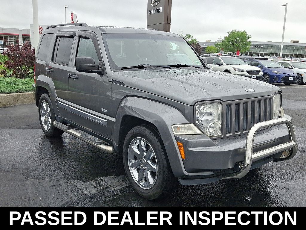 Thumbnail: 2012 Jeep Liberty - 4