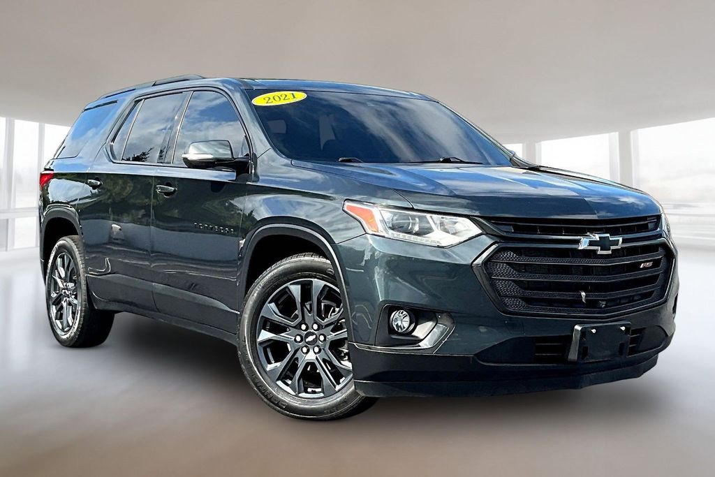 Gray (Graphite Metallic) 2021 Chevrolet Traverse SUV / Crossover Four-Wheel Drive 9-Speed Automatic