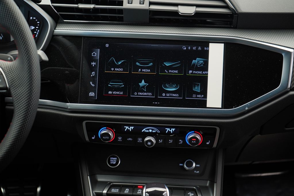 Thumbnail: 2025 Audi Q3 - 10