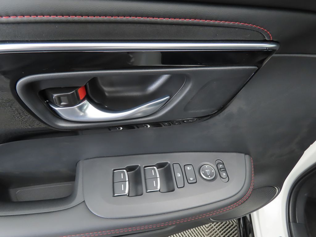 Thumbnail: 2025 Acura ADX - 23