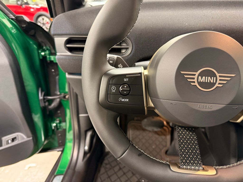 Thumbnail: 2026 MINI Cooper - 13