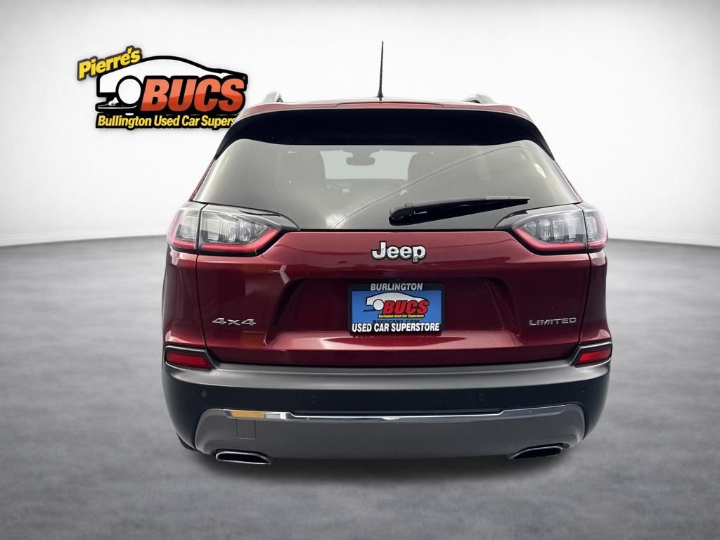 View vehicle photo 4