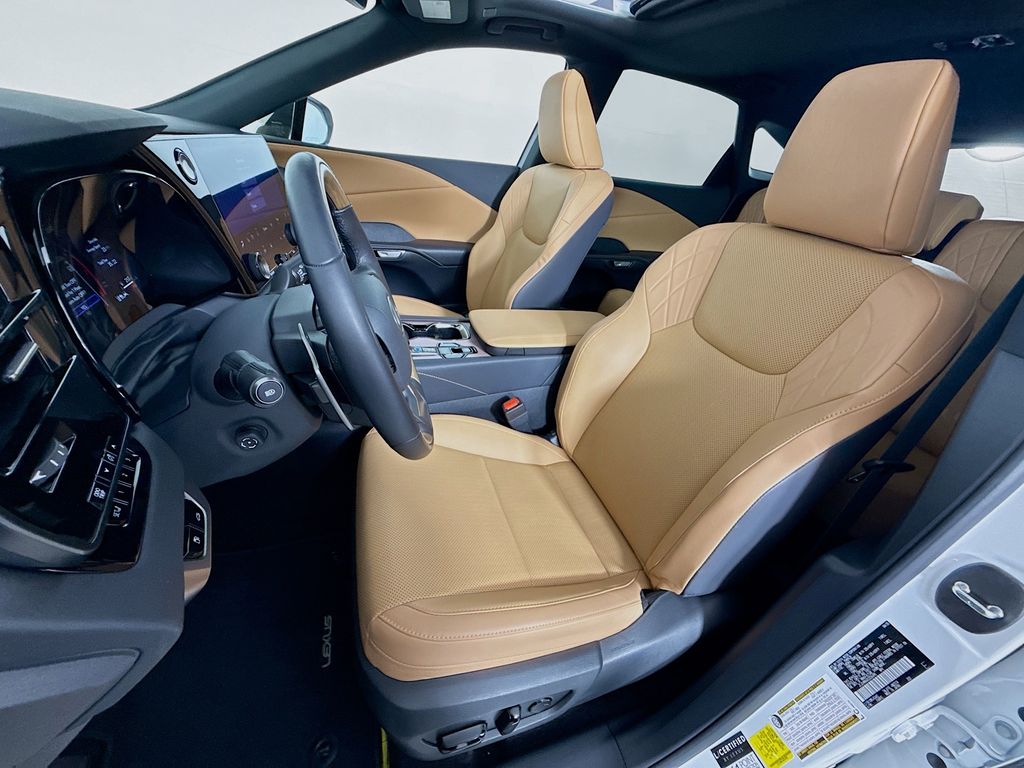 Thumbnail: 2025 Lexus RX - 21