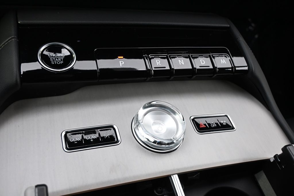 New 2026 Black Lincoln Reserve image 28