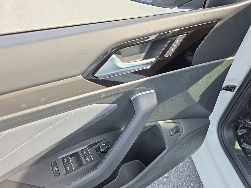 2026 Volkswagen Jetta 1.5T SEL - 9