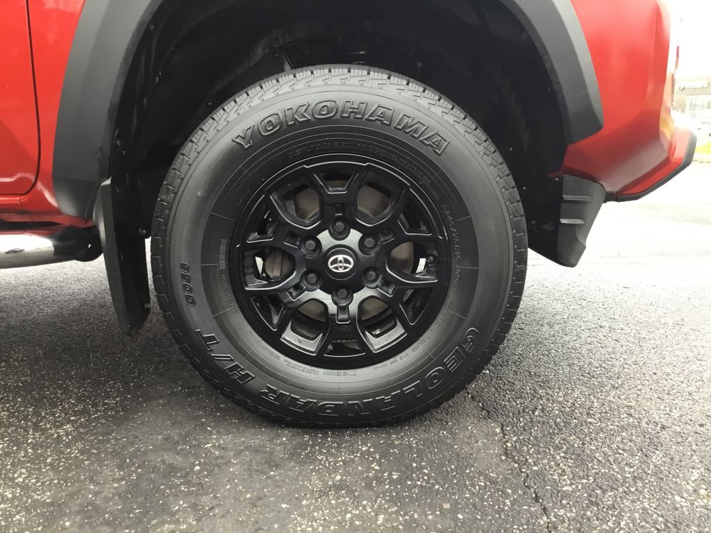 Thumbnail: 2023 Toyota Tacoma - 11