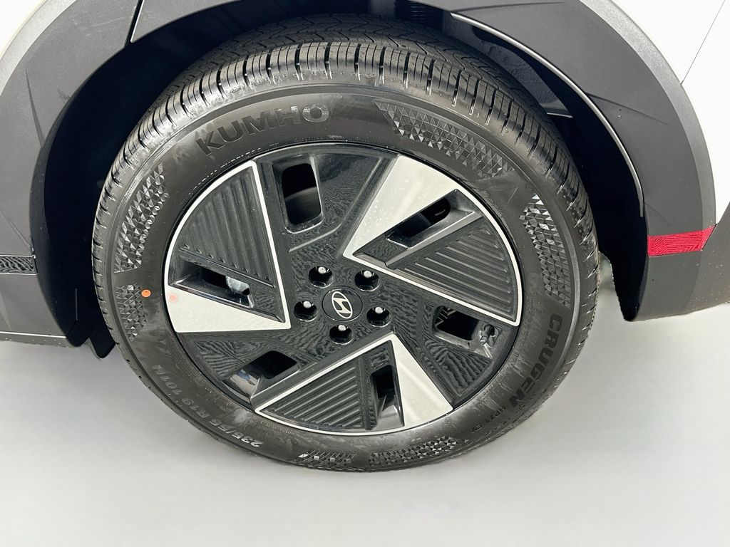 Thumbnail: 2027 Hyundai Ioniq 5 - 22