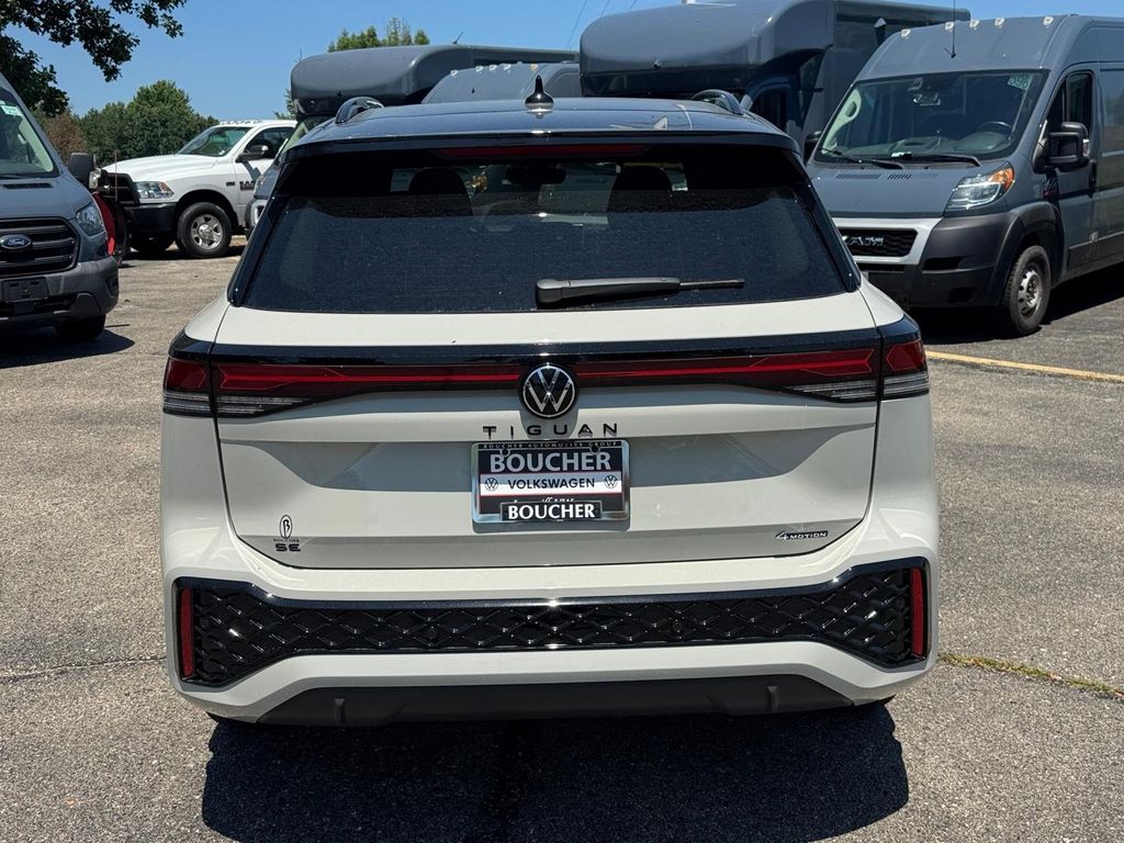 New 2026 Sandstone w/Deep Black Roof Volkswagen 2.0T SE R-Line Black image 3