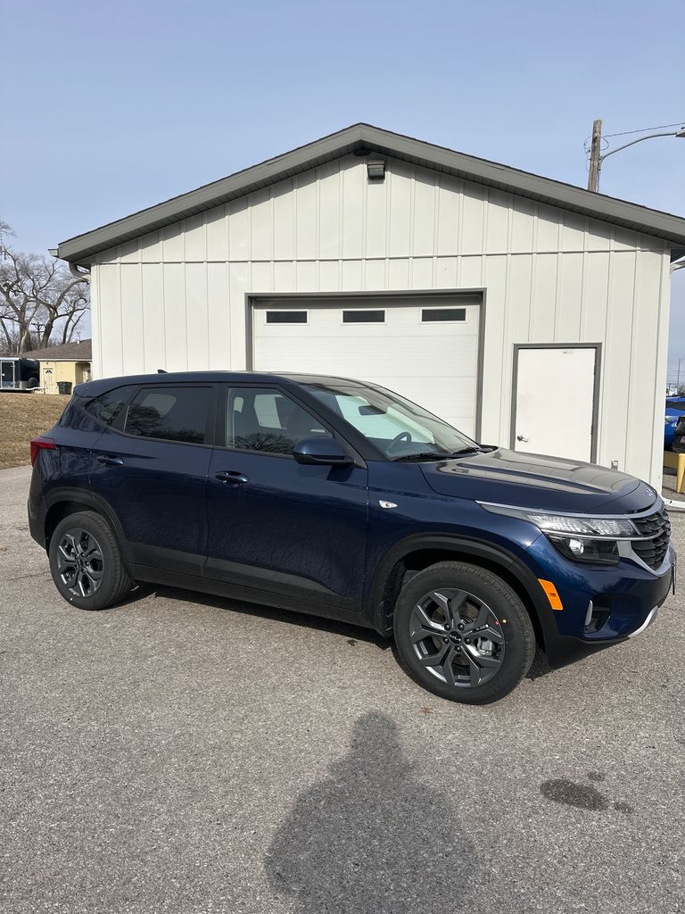 2026 Kia Seltos LX AWD