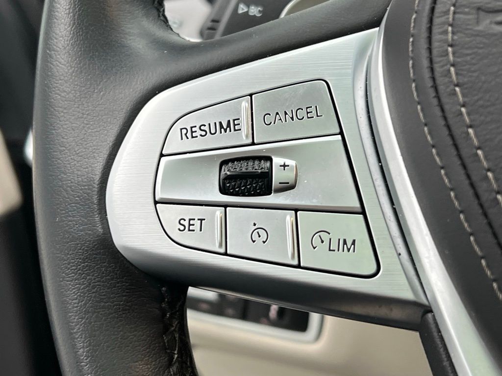 Thumbnail: 2020 BMW X7 - 19