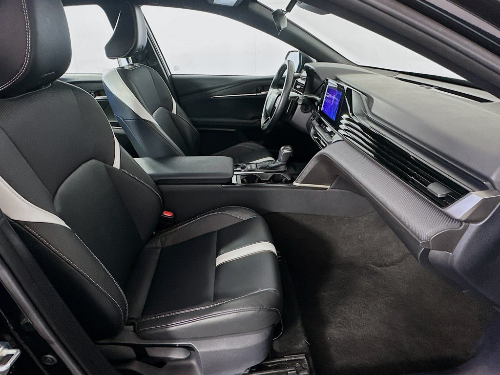 Thumbnail: 2025 Toyota Camry - 28