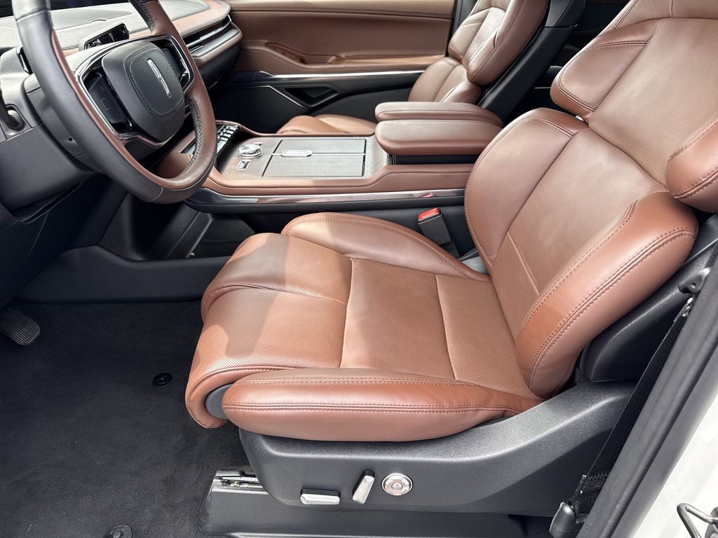 Used 2025 Lincoln Navigator L SUV