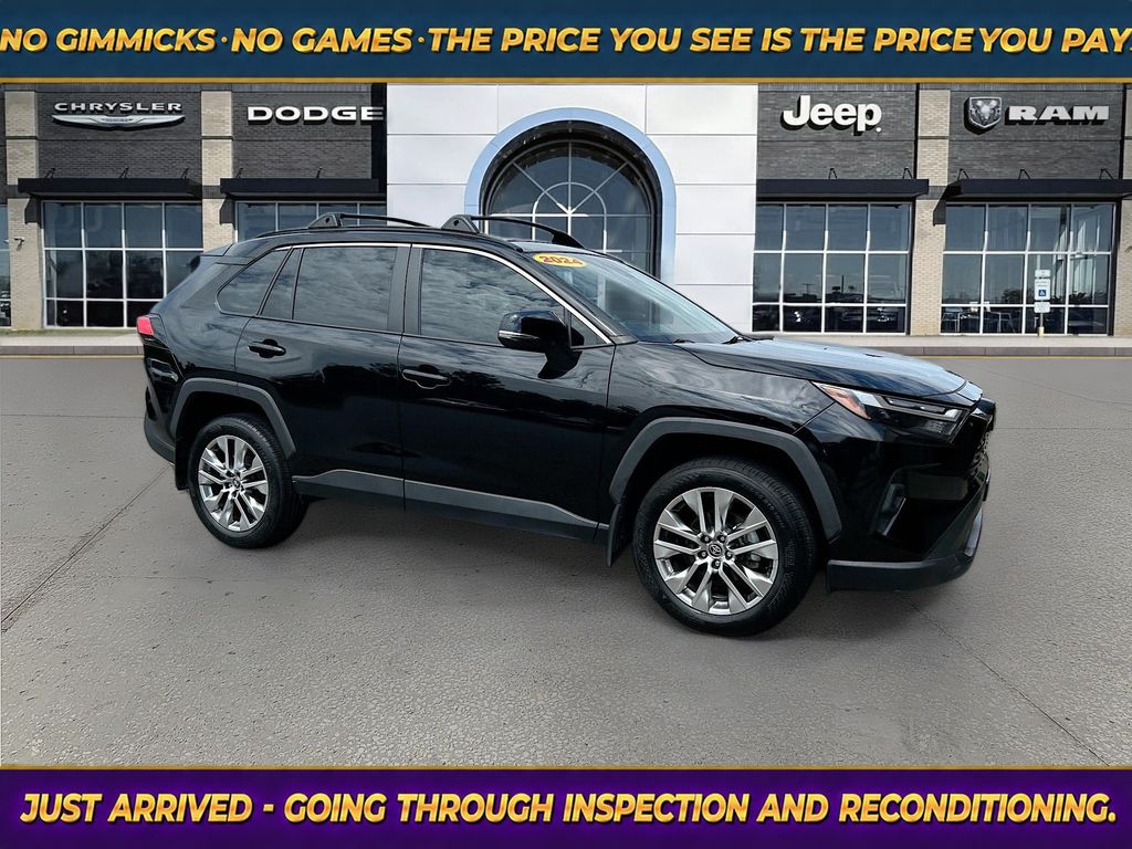 Midnight Black Metallic 2024 Toyota RAV4 SUV / Crossover Front-Wheel Drive 8-Speed Automatic