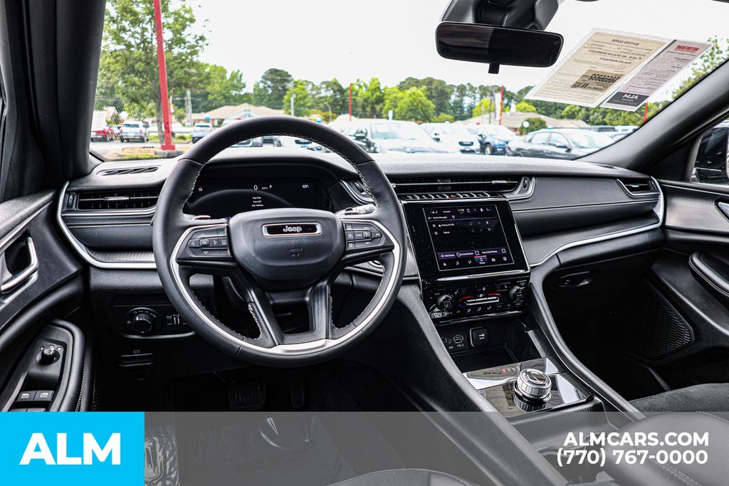 Used 2025 Black Jeep Altitude / MT Certified image 29