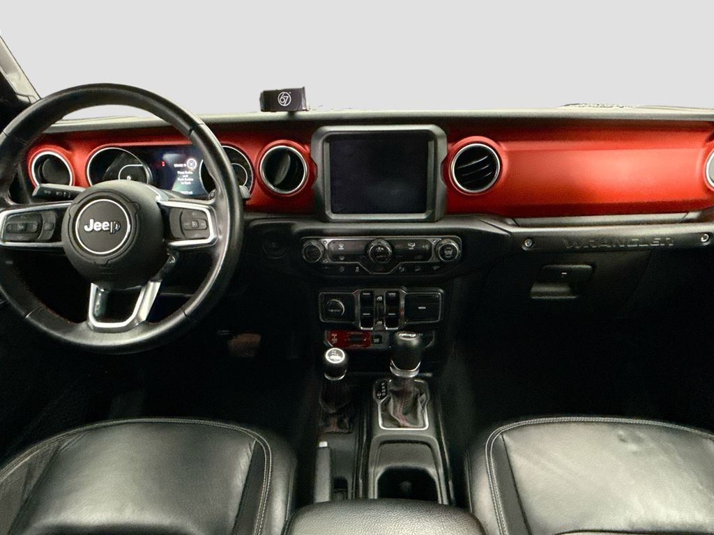 Thumbnail: 2018 Jeep Wrangler - 16