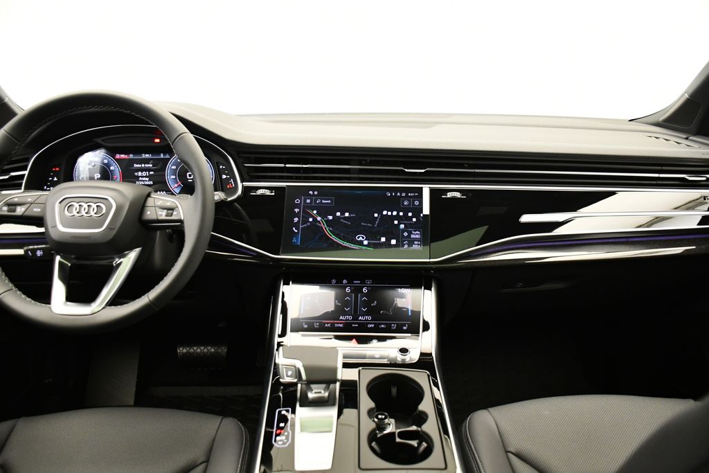Thumbnail: 2025 Audi Q7 - 19