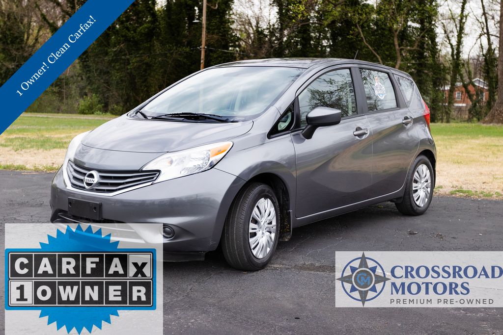 Gray (Gun Metallic) 2016 Nissan Versa Note SV Hatchback Front-Wheel Drive Continuously Variable Transmission