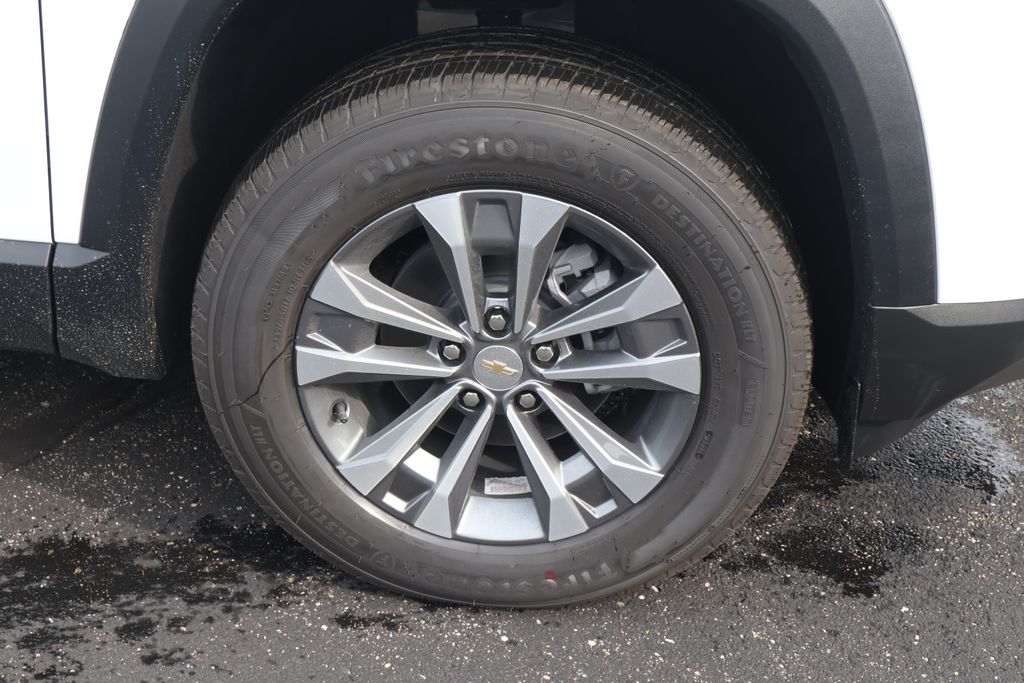 Thumbnail: 2026 Chevrolet Equinox - 5