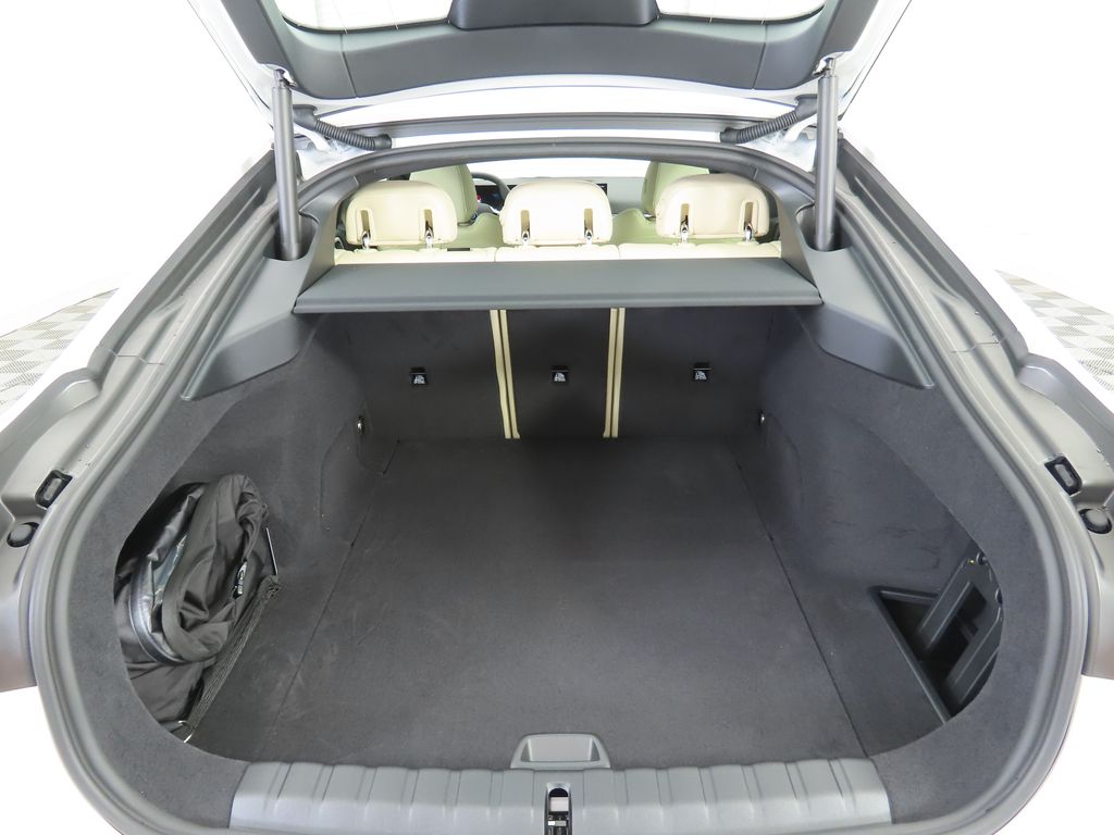 Thumbnail: 2025 BMW i4 - 28