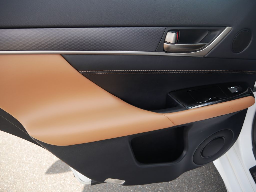 Thumbnail: 2020 Lexus GS - 18