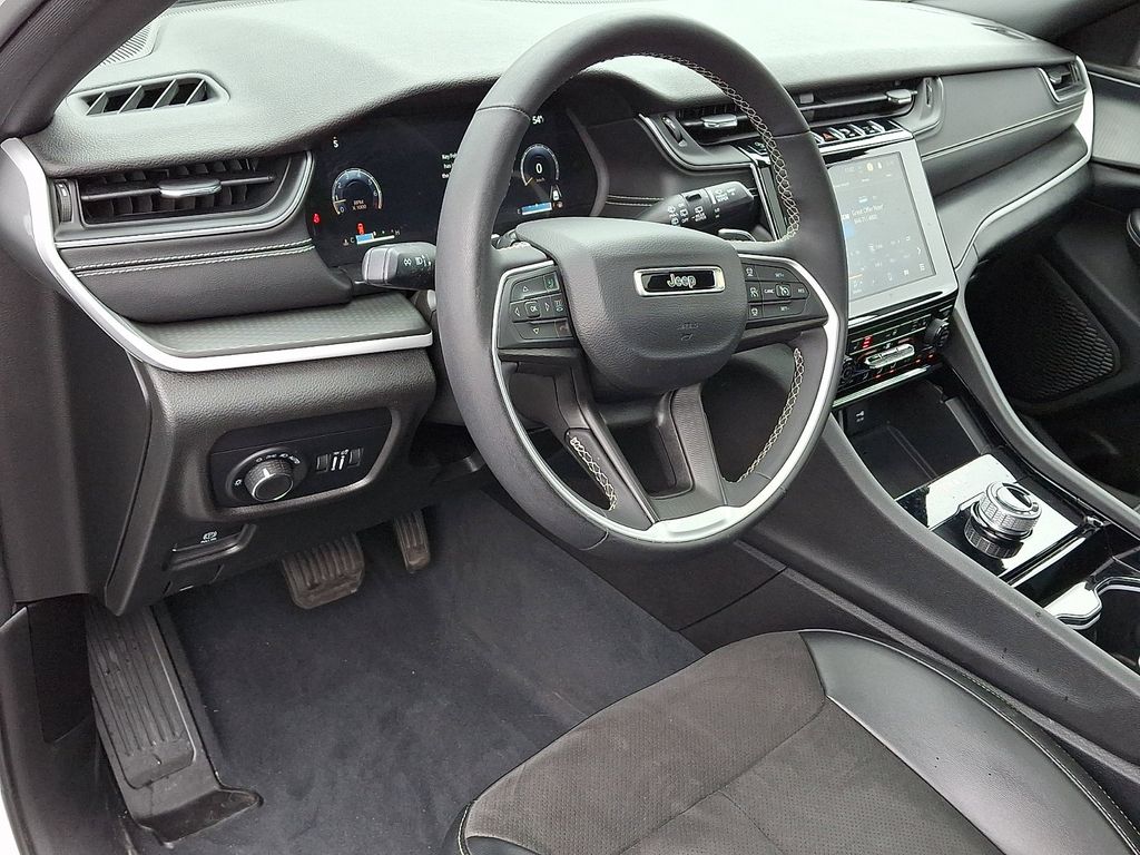 Thumbnail: 2023 Jeep Grand Cherokee - 26