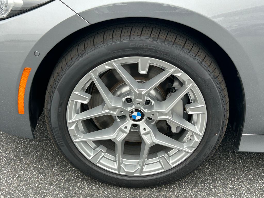 Thumbnail: 2026 BMW 3 Series - 9