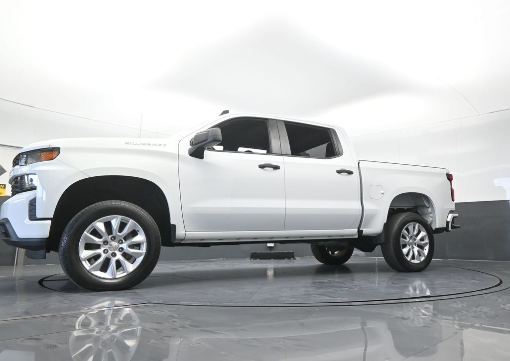 Used 2022 Summit White Chevrolet Custom image 56