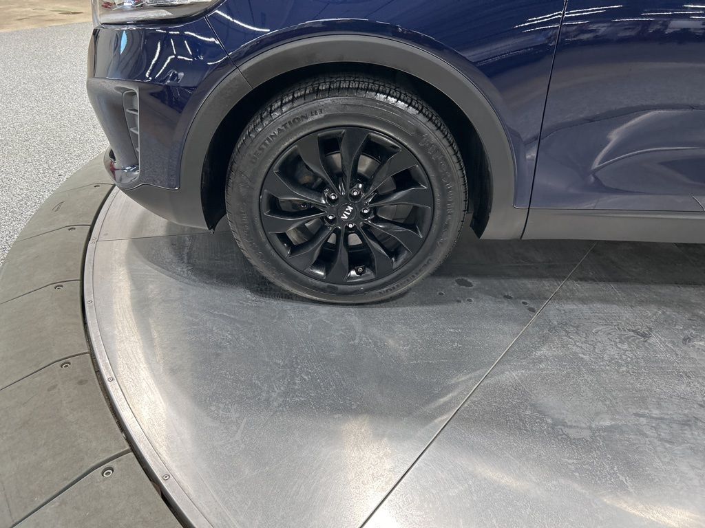 used 2020 Kia Sorento car, priced at $17,257