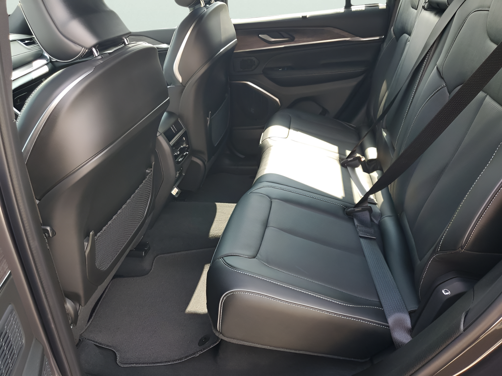 New Car 2025 Jeep Grand Cherokee  Overland For Sale Under $60,000 In Austin, Texas