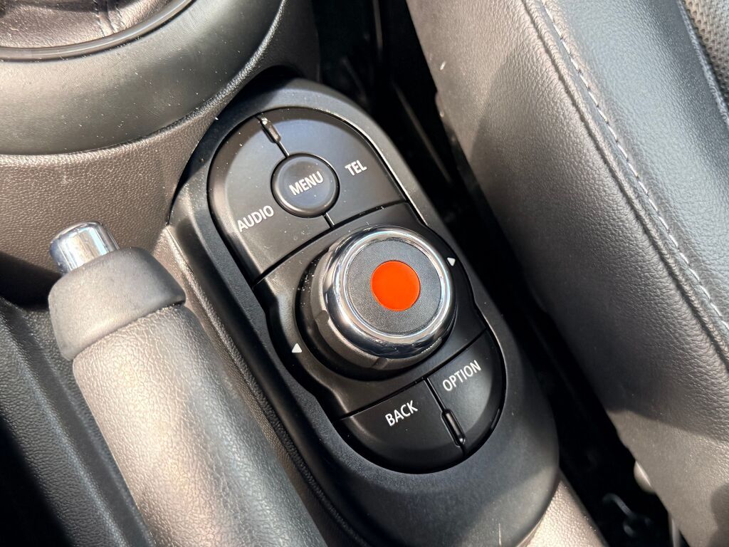 Thumbnail: 2017 MINI Cooper - 23