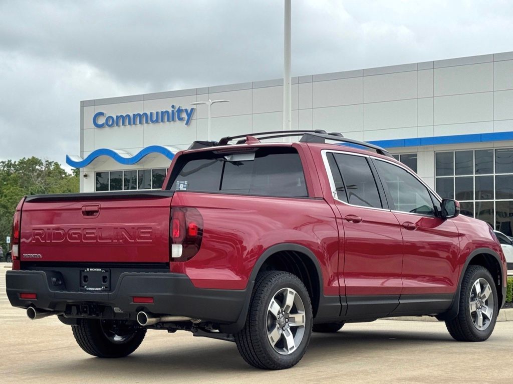 2026 Honda Ridgeline RTL Red at Community Honda
