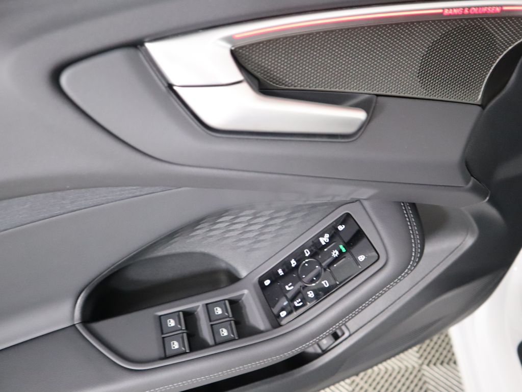 Thumbnail: 2025 Audi A5 - 25