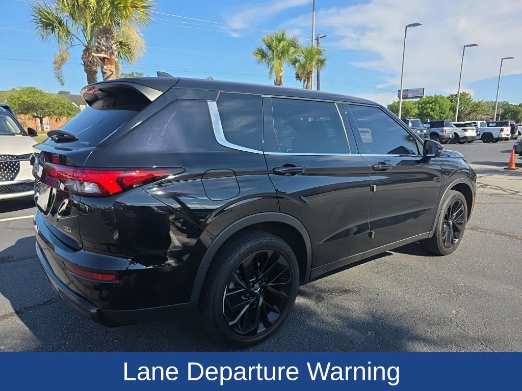2023 Mitsubishi Outlander SE Black Edition S-AWC