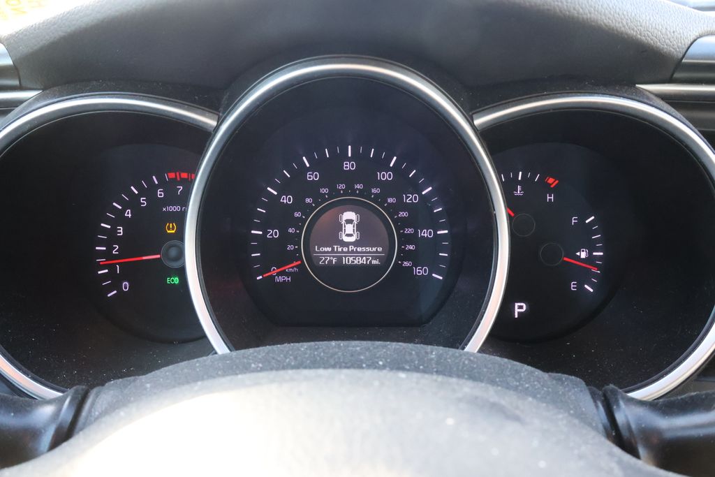 Thumbnail: 2015 Kia Optima - 18