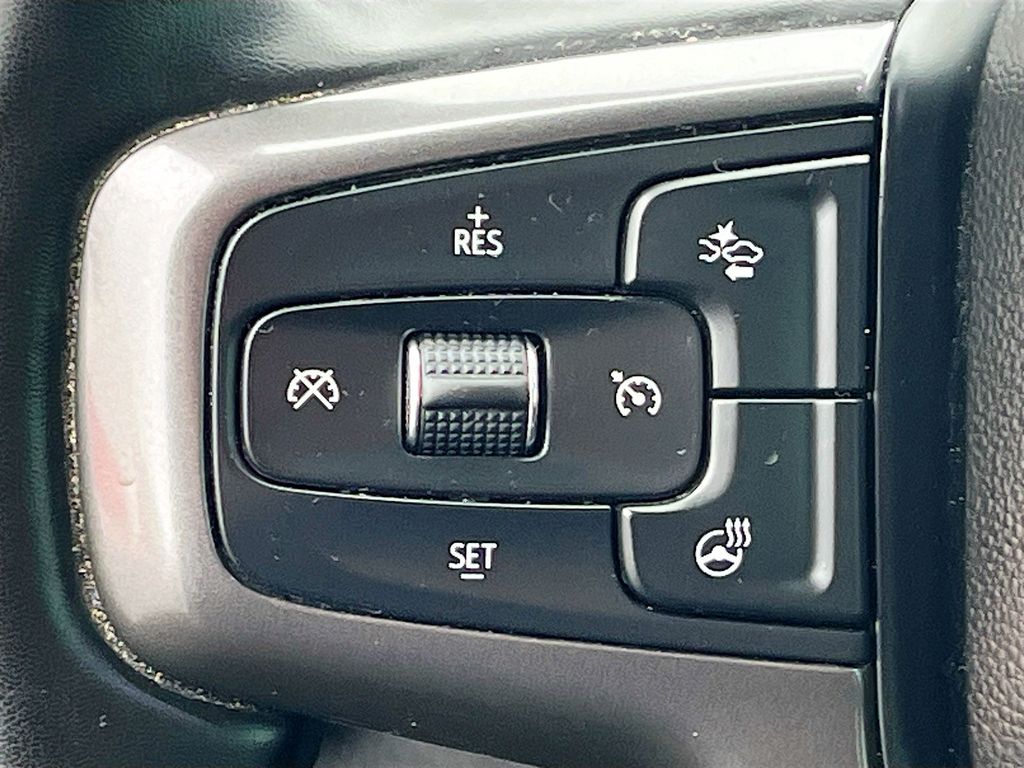 Used 2025 Beige Chevrolet High Country image 10