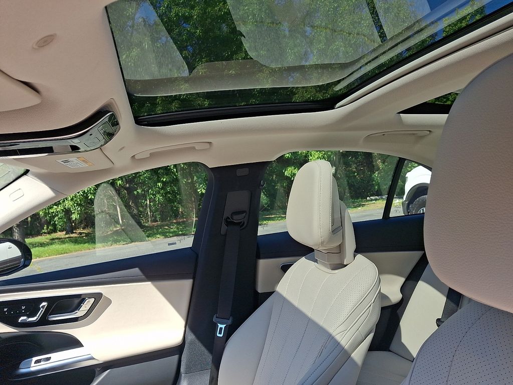 Thumbnail: 2026 Mercedes-Benz E-Class - 14